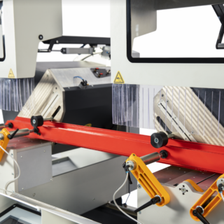 DC 550 PB –  آلات المنشار الميتري ذات الرأس المزدوج