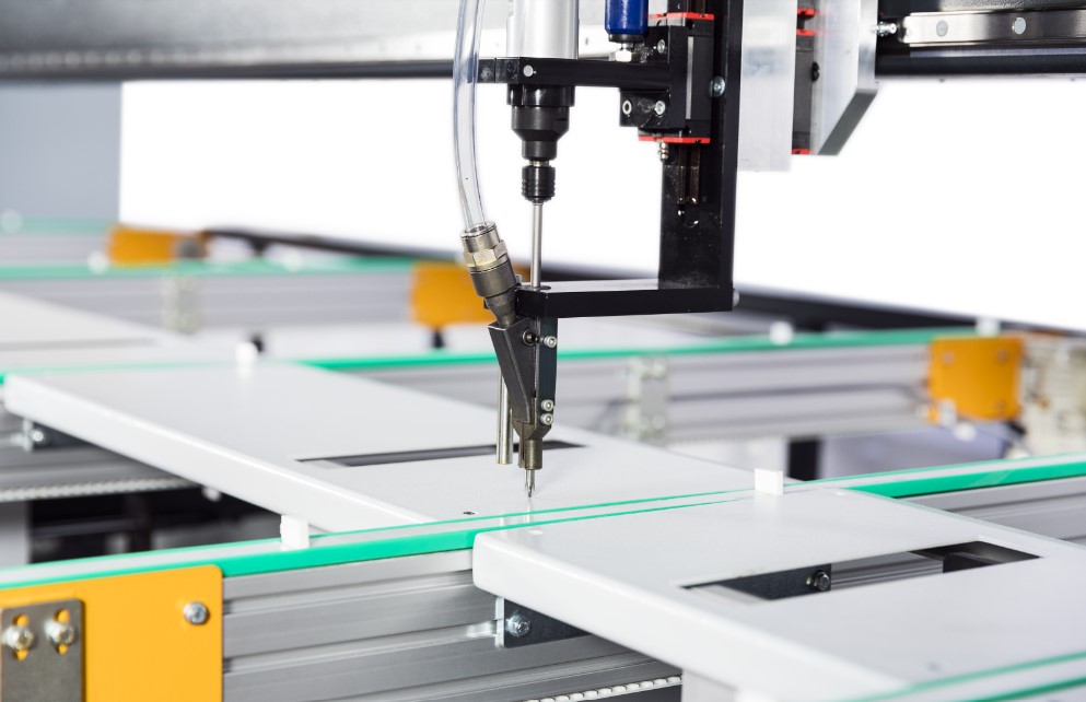 SM 1000 – Otomatik Çift Kafa Destek Sacı Vidalama Makinesi