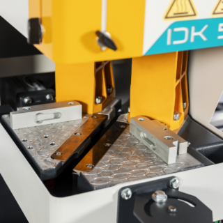 DK 502 – آلة لحام PVC ذات الزاوية المزدوجة