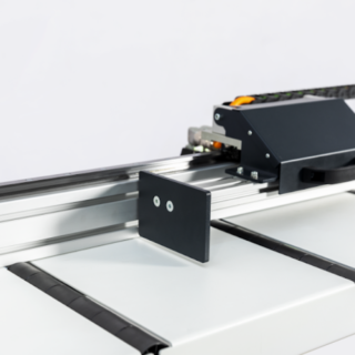 HDL 400-700 –  Sistema de Anclaje de Perfiles Automático Servo-Controlado
