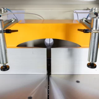 ACK 700 – Cortadora de Descarga Superior