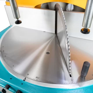 ACK 700 – Cortadora de Descarga Superior