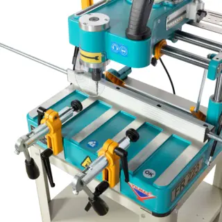 FR 223 – جهاز توجيه نسخ القالب المحمول