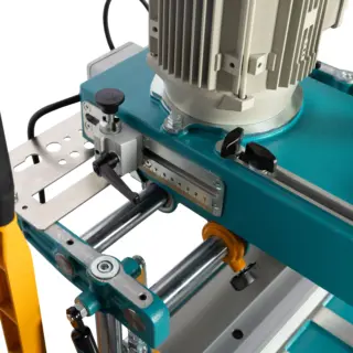 FR 223 – جهاز توجيه نسخ القالب المحمول