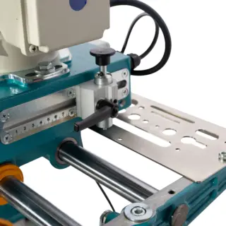 FR 223 – جهاز توجيه نسخ القالب المحمول