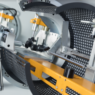 NCR 300 – جهاز توجيه ذو 4 محاور يتم التحكم فيه بواسطة NC