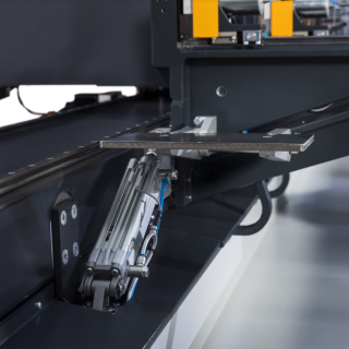 AIM 3410 – Centro de Mecanizado de Perfiles de Aluminio