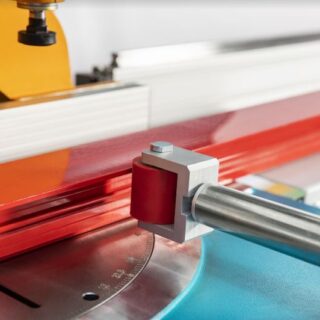 SCM 420 L4-SCM 420 L7 – Servo Kontrollü Seri Kesim Makinesi